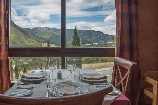 Hotel Wellness Marbella Hills Ojén Exteriör bild